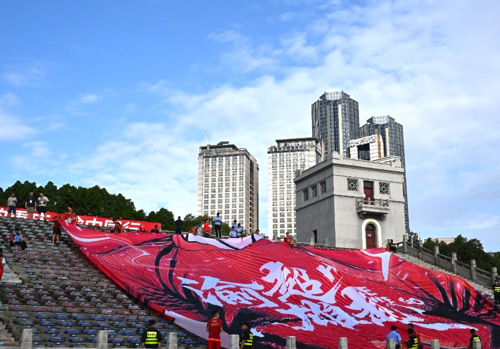 amp, 揭幕战即将, msn