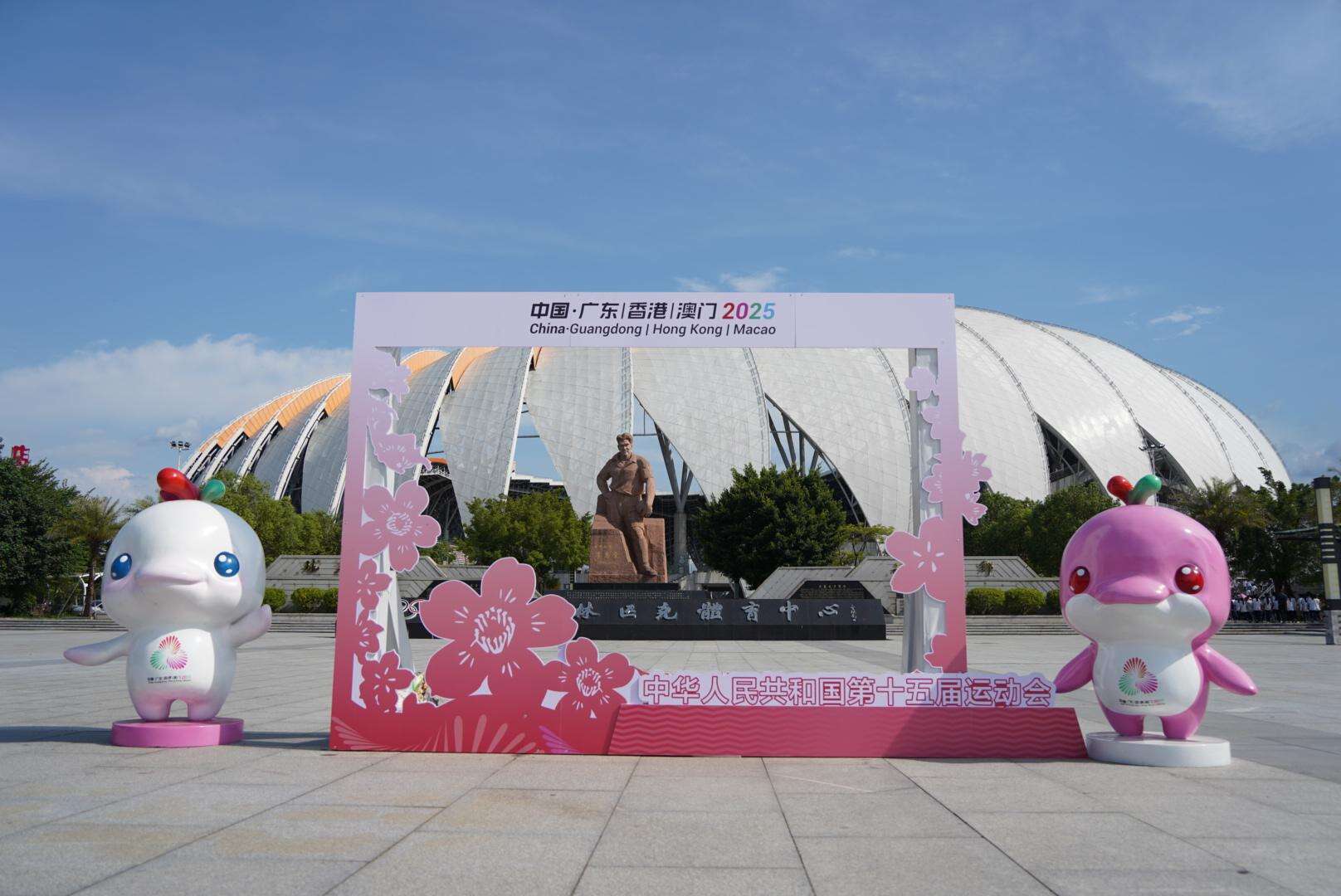 的深度推进, 还是曾宪梓, 梅州人在群 的深度推进, 还是曾宪梓, 梅州人在群