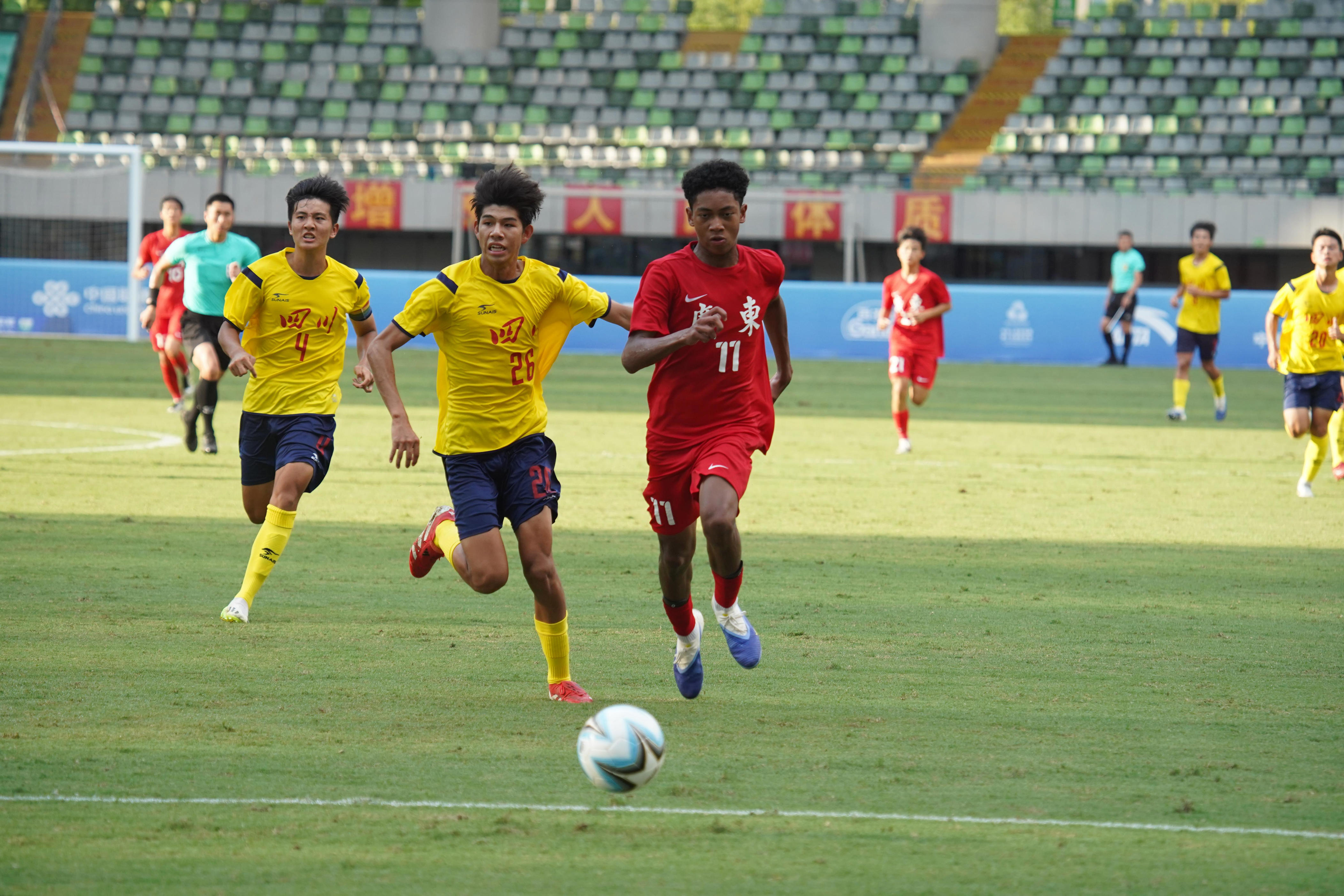 足球的硬核 足球的硬核