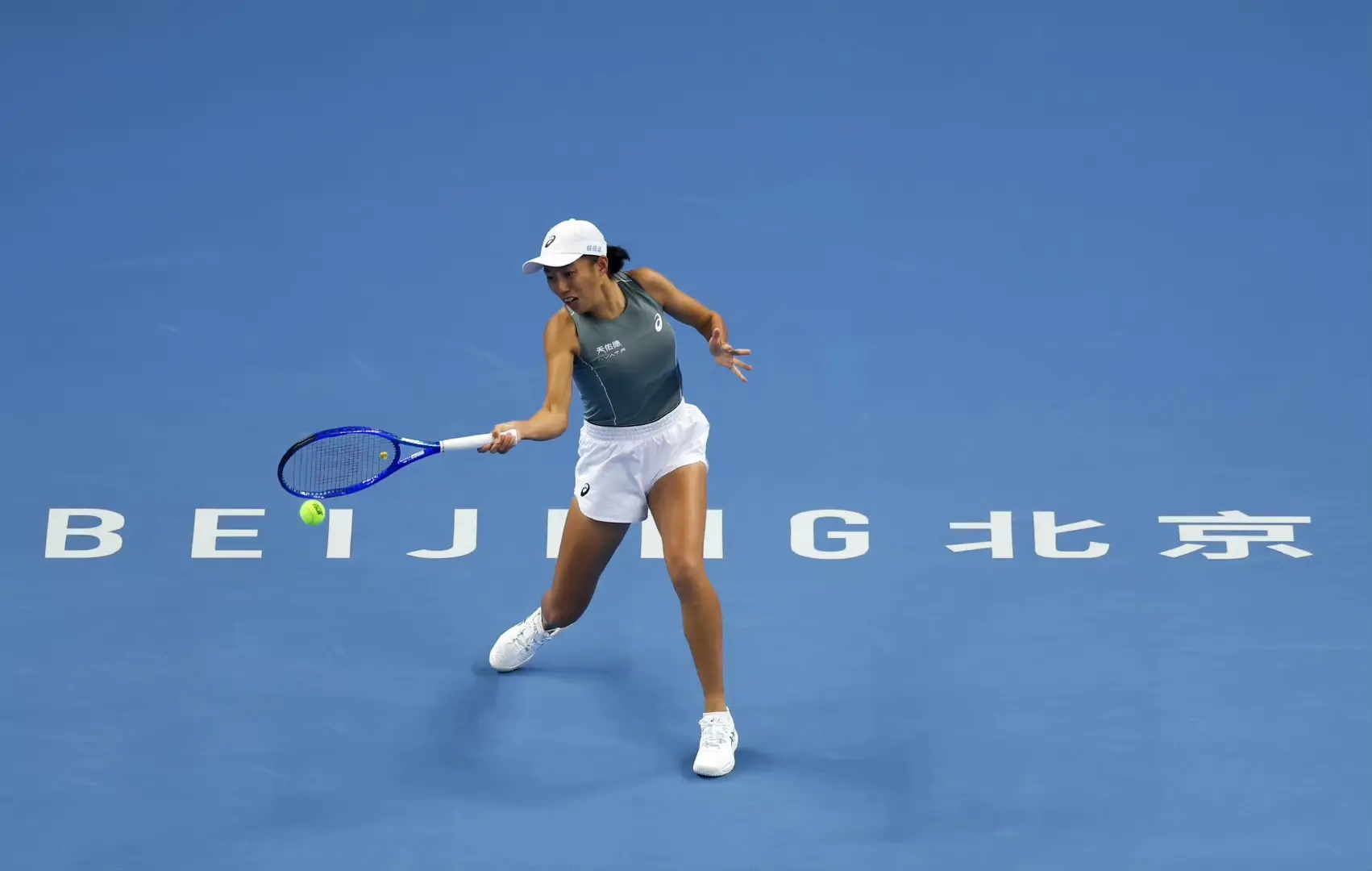 tenan, 中网首日战, 但她顽强坚 tenan, 中网首日战, 但她顽强坚